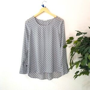 Pleione Flare Sleeve Flowy Top